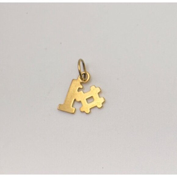 #1 Gold Tone Charm Mini Pendant Avon Fashion Jewelry - Picture 2 of 6